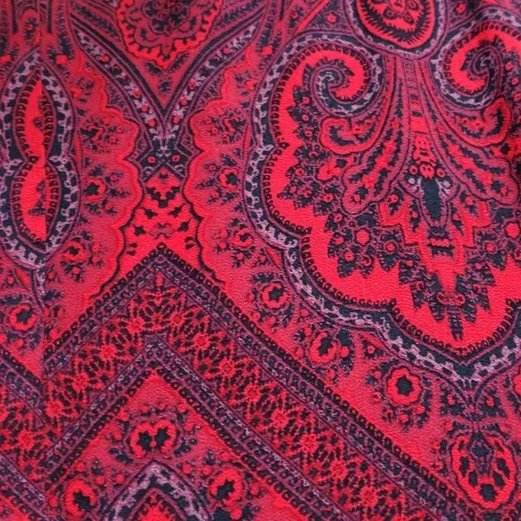 Free People Flowered Red Pleated Strapless Jumpsuit. Size S/P - Picture 2 of 9